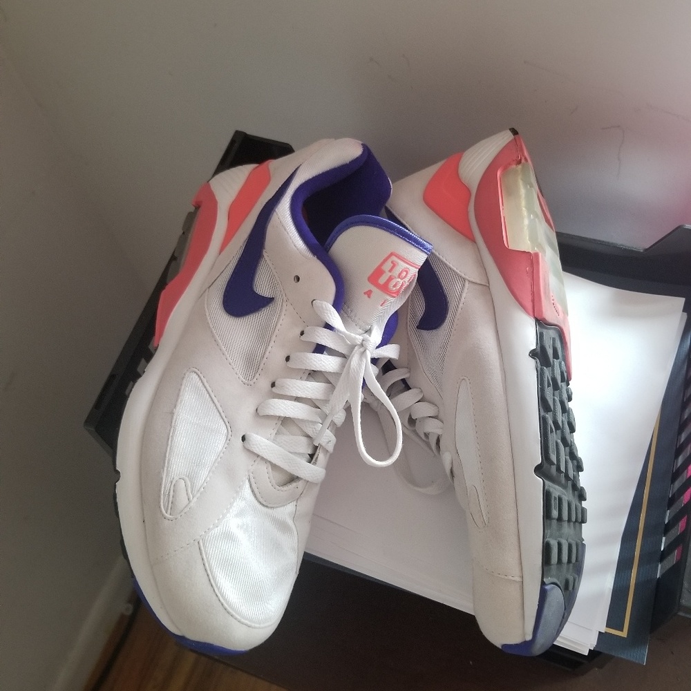 Nike's - Picture 2 of 2